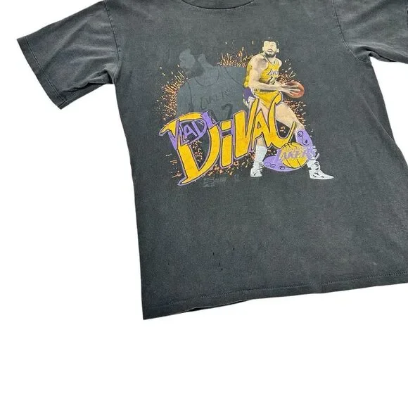 Vintage NBA Los Angeles Lakers Vlade Divac Salem Sportswear T-Shirt - Picture 2 of 6